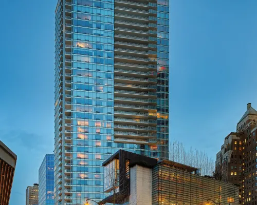 Fairmont Pacific Rim Hotels near Prospect Point Lighthouse
