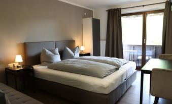 Pension Almhof Baumgarten