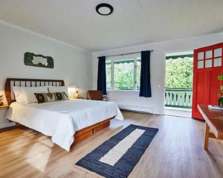 River's Edge Hotels in Highland