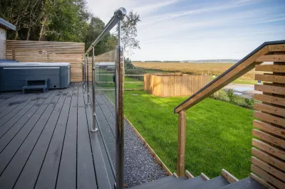 Brandy Cove - 1 Bed Cabin - Landimore Hoteles en Reynoldston