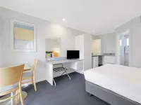 Hamilton Townhouse Motel Hotels in Hamilton