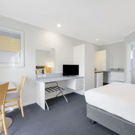 Hamilton Townhouse Motel
