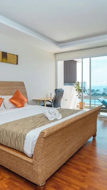 สวีท 2 ห้องนอนพร้อมวิวทะเล