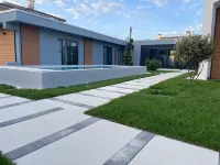 FLORIDA 7 Hotels in Pertegada
