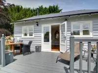 The Pavilion at Brunger House Hotel a Tenterden