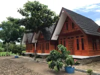 penginapan ciletuh geopark Hotel dekat Jajanan Kuliner Puncak Darma