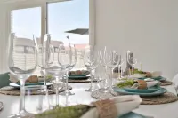 Huswell - Spacious Bungalow with Garden Near the Beach & Sea Hotels in Westende