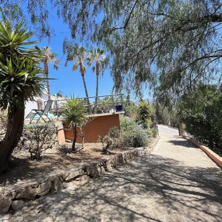 CD-1383 Three Bedroom Villa with Pool