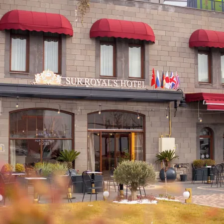 Sur Royal's Hotel