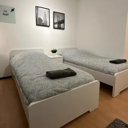 Business & Tourist Apartment mit Balkon