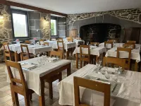 Gîte-Auberge du Pont de Lanau Hôtels à : Lavastrie