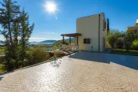 Villa Athina