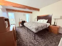 Tomahawk Motor Lodge