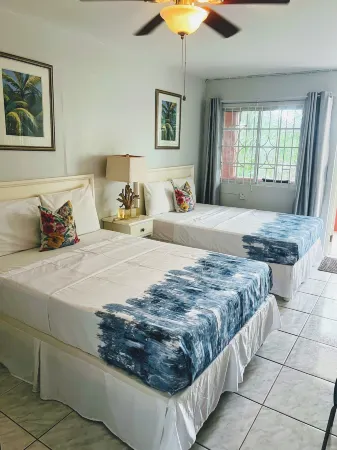 Paradise on the Rocks Отели в г. Запад Энд