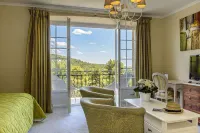 La Bastide de Tourtour Hotel & Spa Hotels in Tourtour