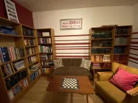 The Bookstore Family Apartment