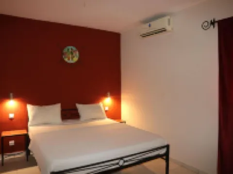 哈希恩達酒店 薩利 伯土達爾酒店