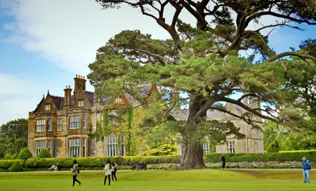 Brook Lodge Boutique Hotel