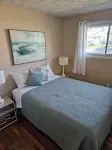 Glen Burnie Hideaway - Pet friendly with easy access to multiple attractions.