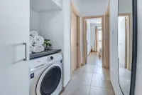 101 Mulberry Court- Spacious with Large Terrace