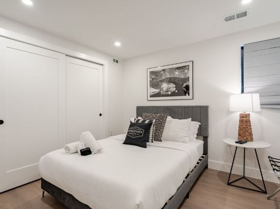 ☆990ft² ☆Heart of Georgetown☆99 Walk Score☆<1 min→Shops☆Smart TV☆