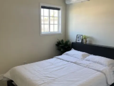 Gated & remodeled 2b/2b house, WiFi in welcoming Baldwin Park Hotels in Baldwin Park