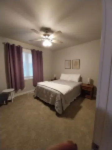 New spacious beautiful Home in enchanting Hill City!