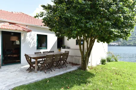 Feel Discovery Casa do Rio Douro Valley Отели в г. Байан