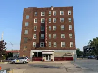 Canfield Hotel Hotels in Dubuque