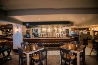 Cat & Lion Country Pub and Hotel - bar