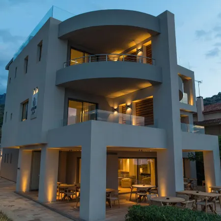 Alissachni SeaSide Hotel