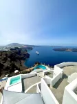 Eteoro Suites