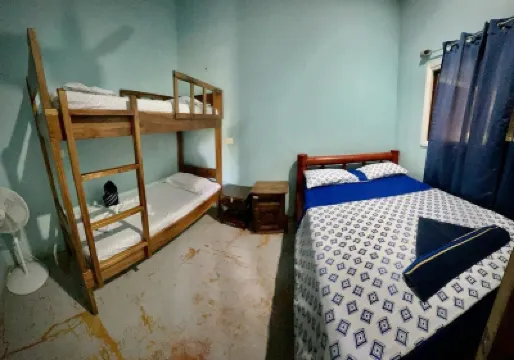 Luminosa Uvita Hostel โรงแรมใน