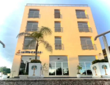 La Vita E' Bella Hotel Ristorante โรงแรมใน