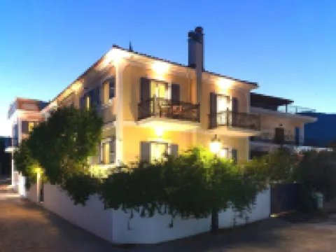 ノーティラス ラグジュアリー スイーツ フォキダのホテル