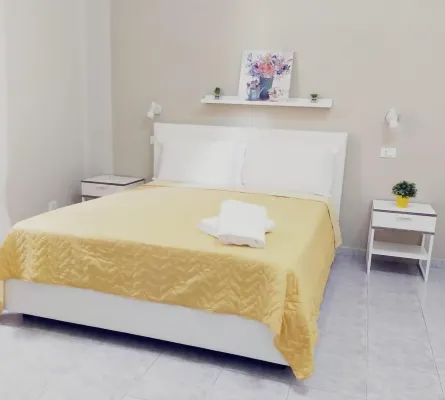 Correttori House Hotels in Reggio Calabria