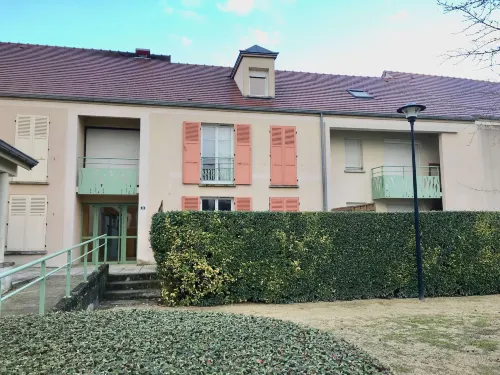 123Home-Le Park Side Hotels in Chessy