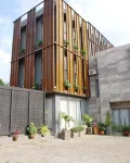 Iris Hotel