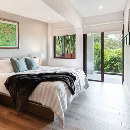 Hermosa Villa Vista Al Lago