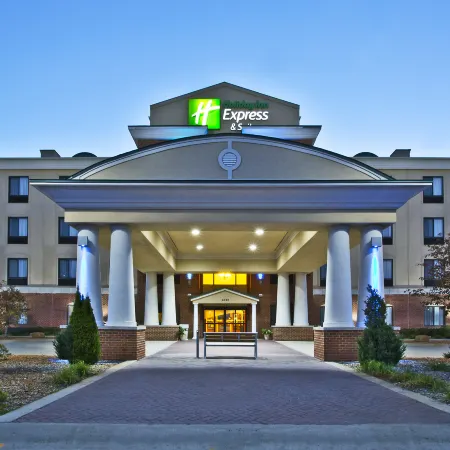 Holiday Inn Express & Suites ANDERSON by IHG