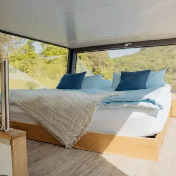 Floating Home-Hausboot in Merzig liegend Отели в г. Мерциг