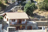 Konatzin Tou Massou by Raise Отели в г. 