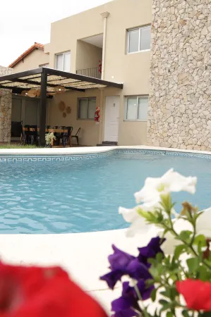 Rozas Apart Отели в г. Тристан Суарес