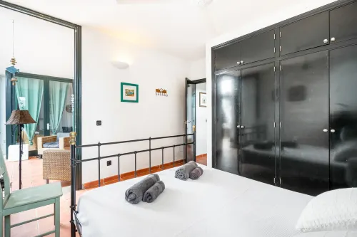ANANA Binisafua | Villa with a pool by the sea