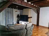 Cosy house with garden and parking