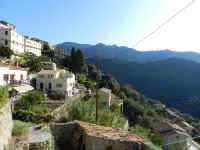 Apartment of 72 m2 in a house in Corsica Hotels in Olmeto