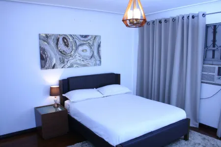 135m2 Townhouse near Airport with air conditioning, washing machine, parking Отели рядом с достопримечательностью «Нешнел Шрайн оф Мэри Хелп оф Крисченс»