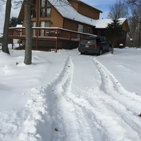 Cozy ski retreat on Shawnee mountain Pet friendly