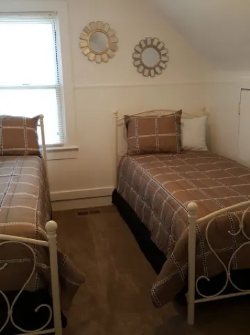 Cozy family home at Oceanview Beach location