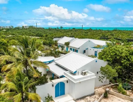 Vacation Rental in Turks & Caicos, a Short Walk to Long Bay Beach
